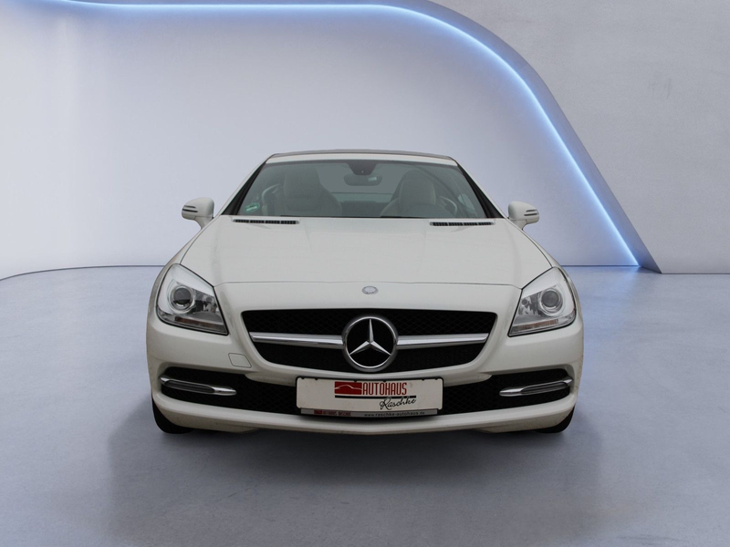 Mercedes-Benz SLK 200 Roadster/Panoramad./Leder beige/Airscarf — photo 4