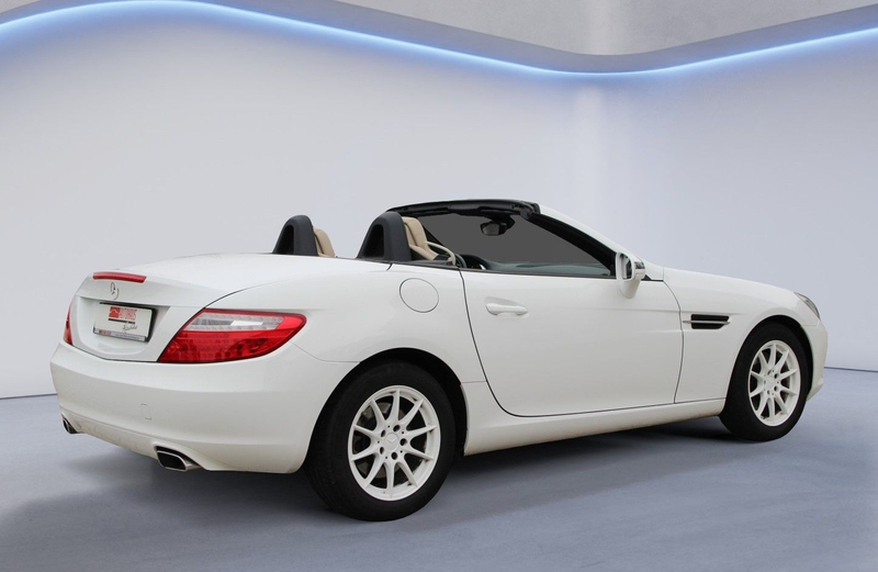 Mercedes-Benz SLK 200 Roadster/Panoramad./Leder beige/Airscarf — photo 12