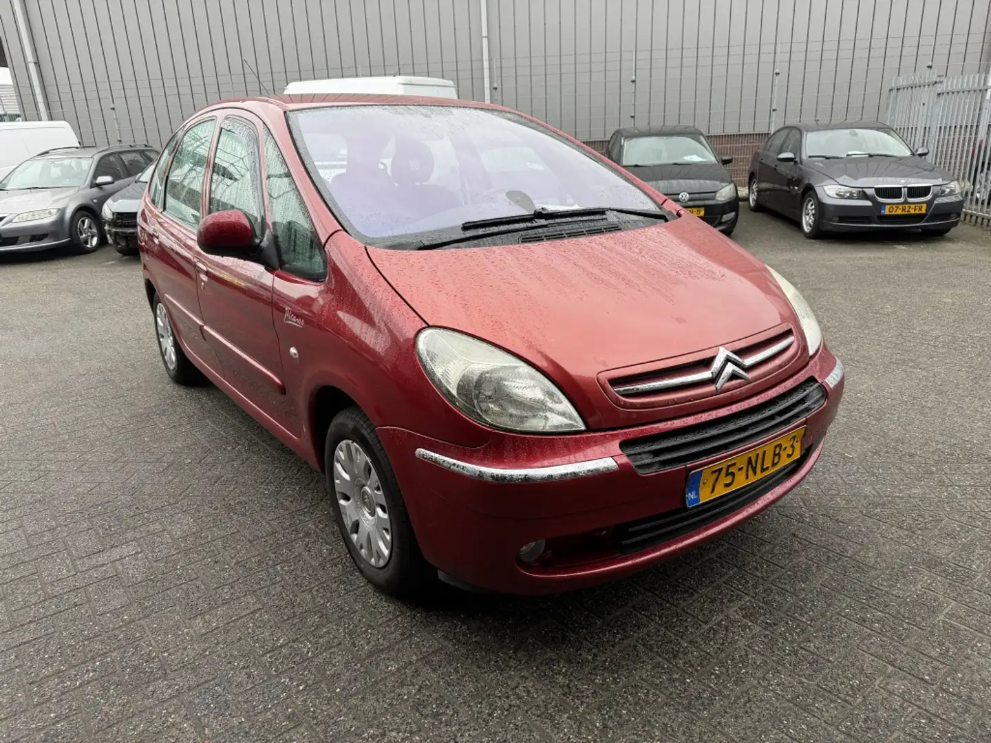 Citroen Xsara Picasso 1.6i-16V Image Rood - 2