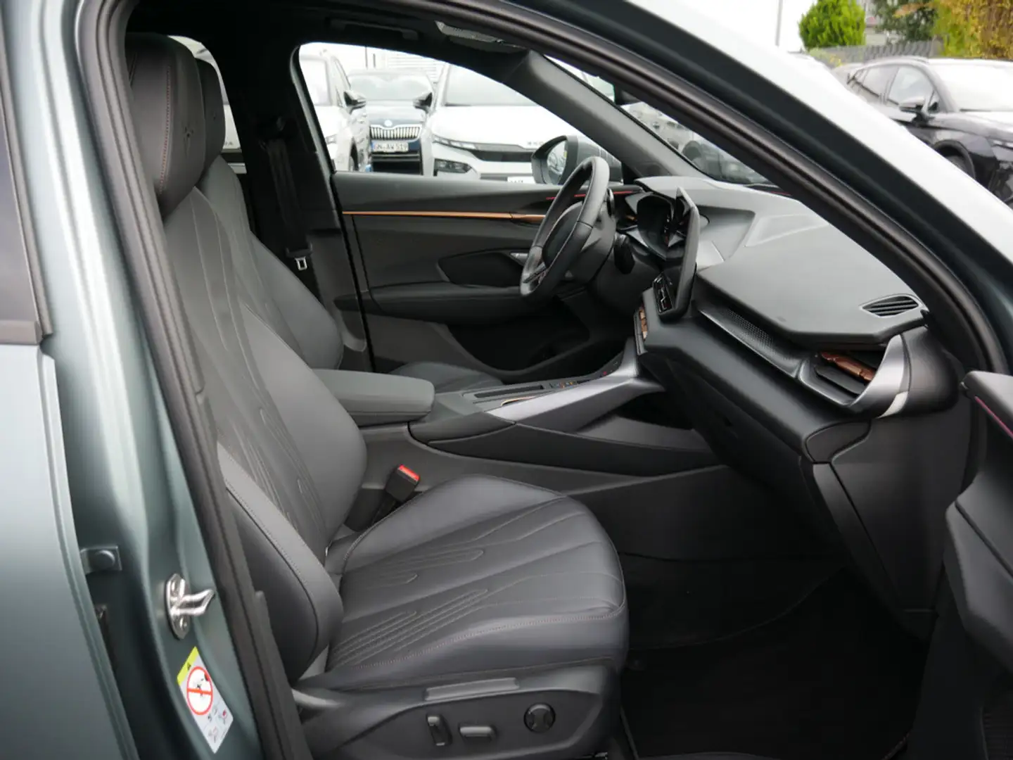 CUPRA Terramar TSI 1.5 e-Hybrid America's Cup AHK Grau - 2