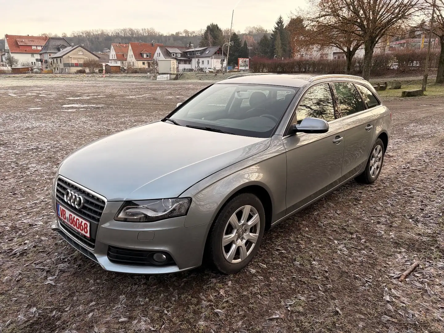 Audi A4 Avant Automatik ORG 117Tkm Motor Neu Gewähr Grau - 1