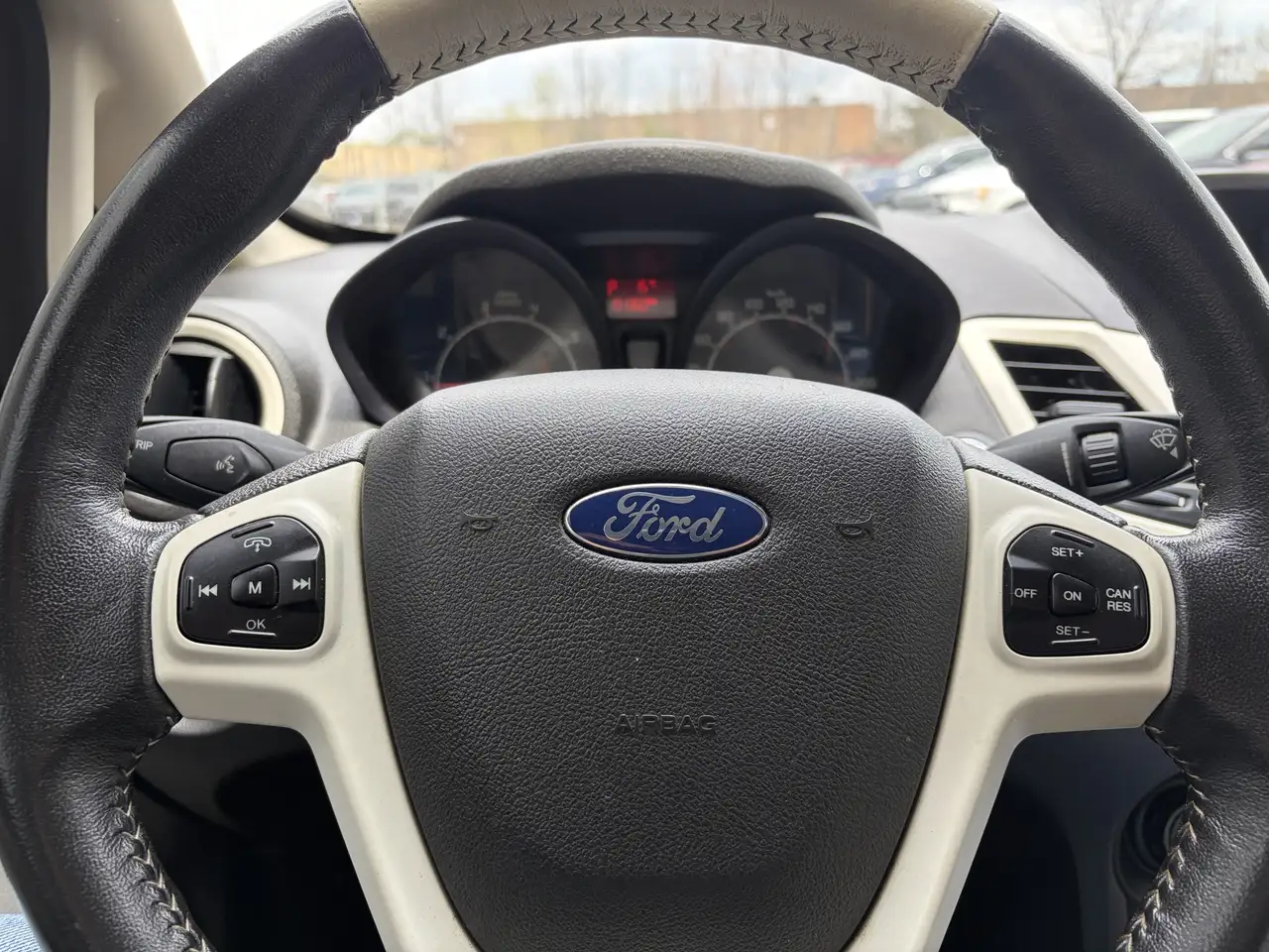 Ford Fiesta снимка Ford Fiesta
