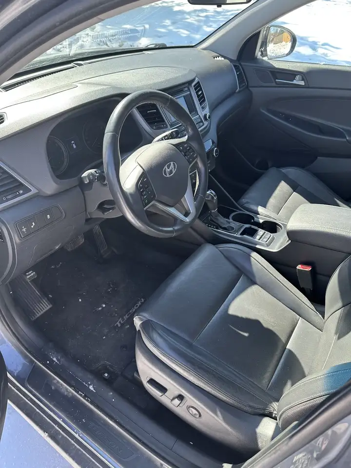 Hyundai TUCSON снимка Hyundai TUCSON