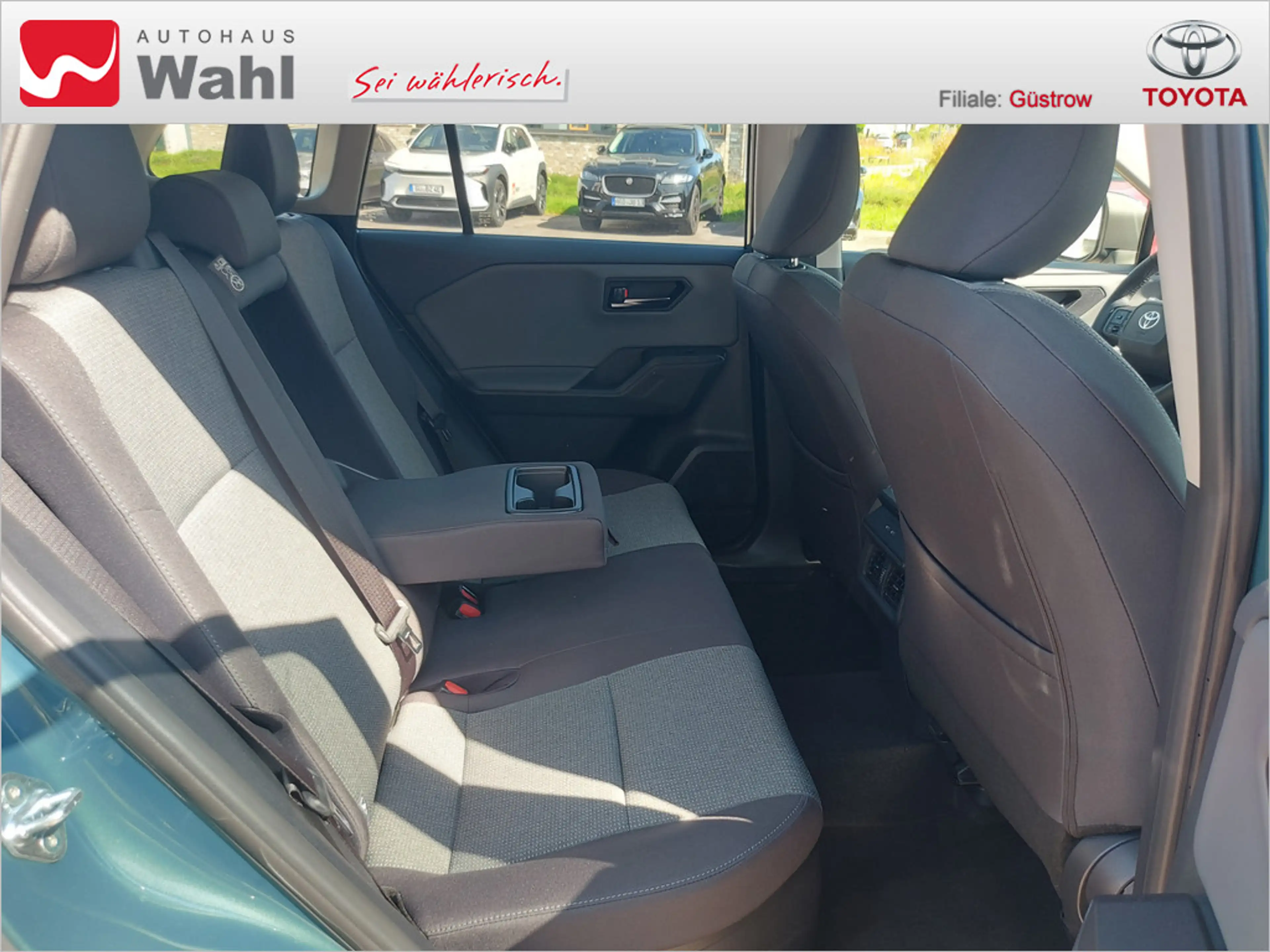 Toyota RAV 4 2.5 Hybrid Teamplayer 4x4 — photo 8
