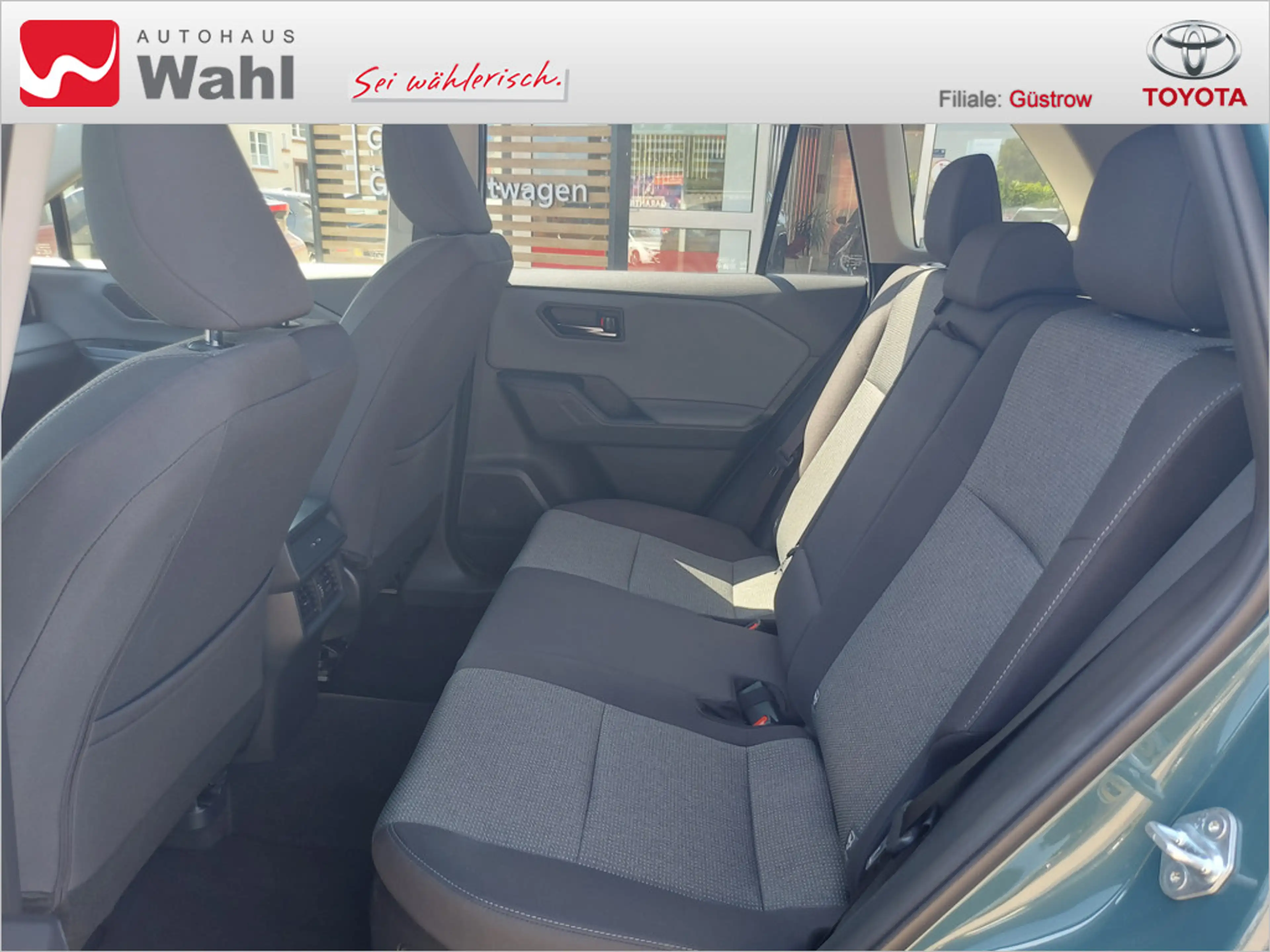 Toyota RAV 4 2.5 Hybrid Teamplayer 4x4 — photo 12