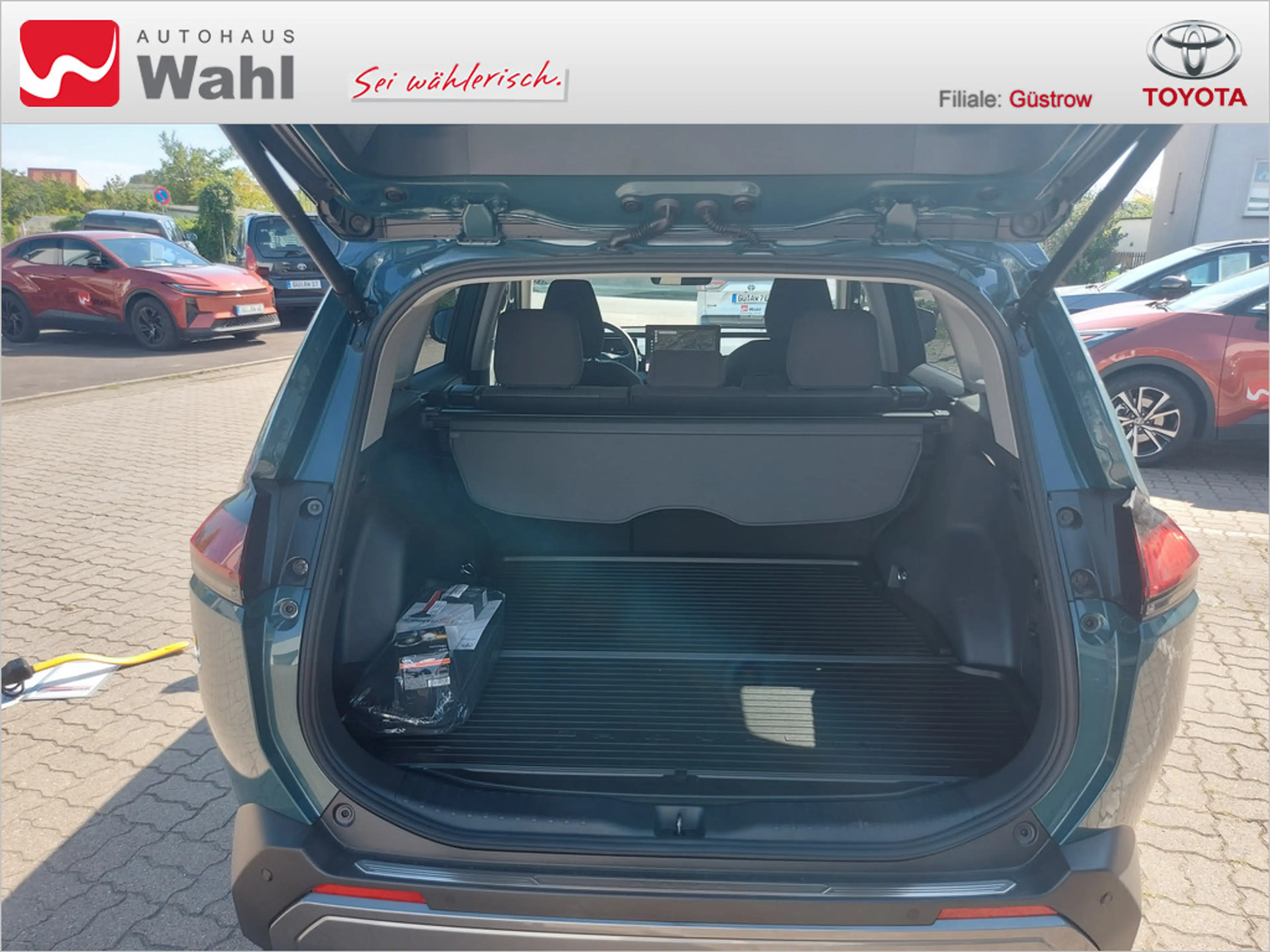 Toyota RAV 4 2.5 Hybrid Teamplayer 4x4 — photo 11