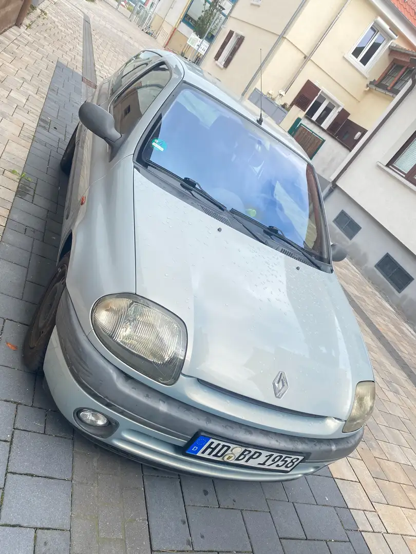 Renault Clio Clio RN Gris - 1