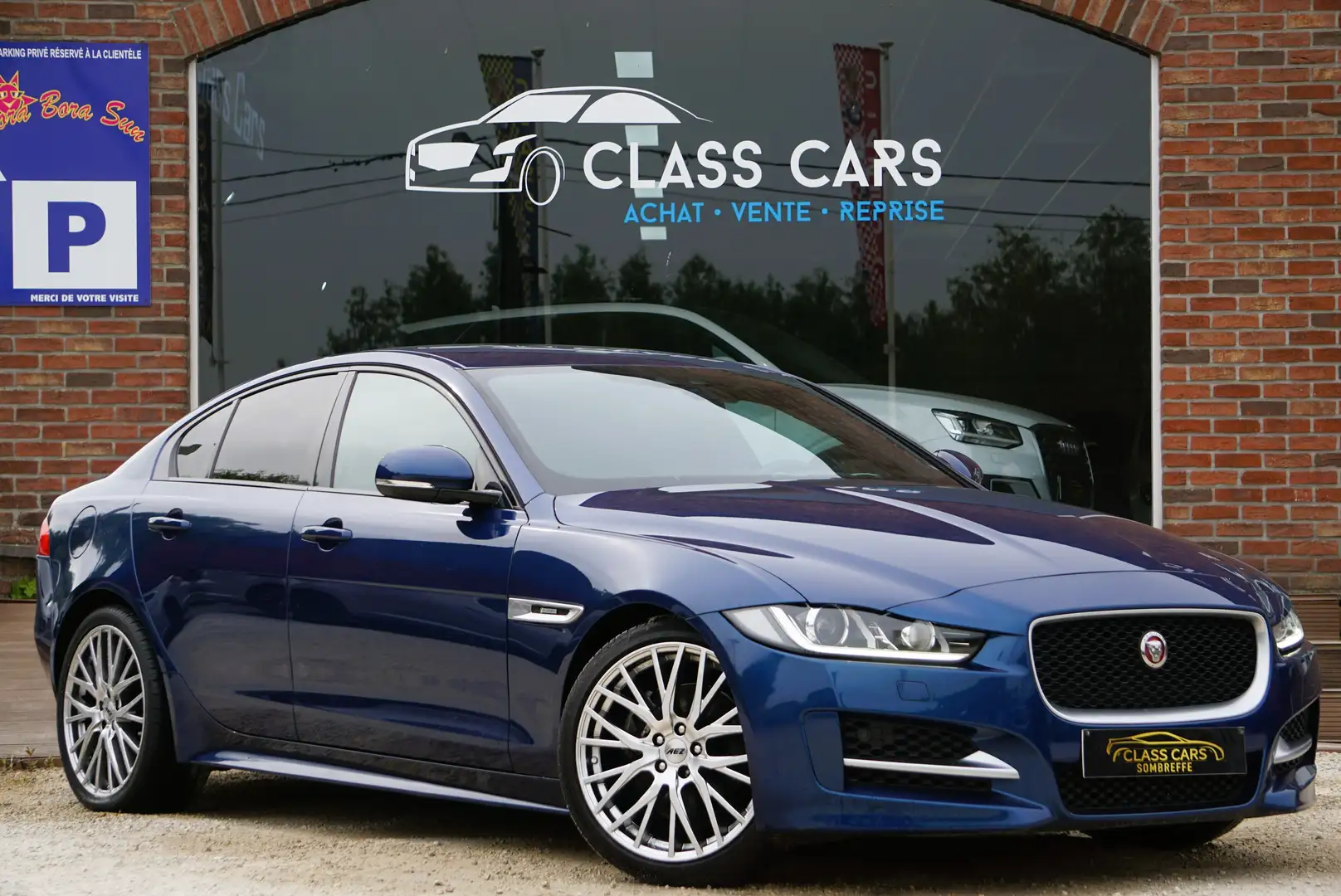 Jaguar XE 2.0 D R-SPORT AUTO BI-XENON CAM KEYLESS CARNET 6B Blauw - 2