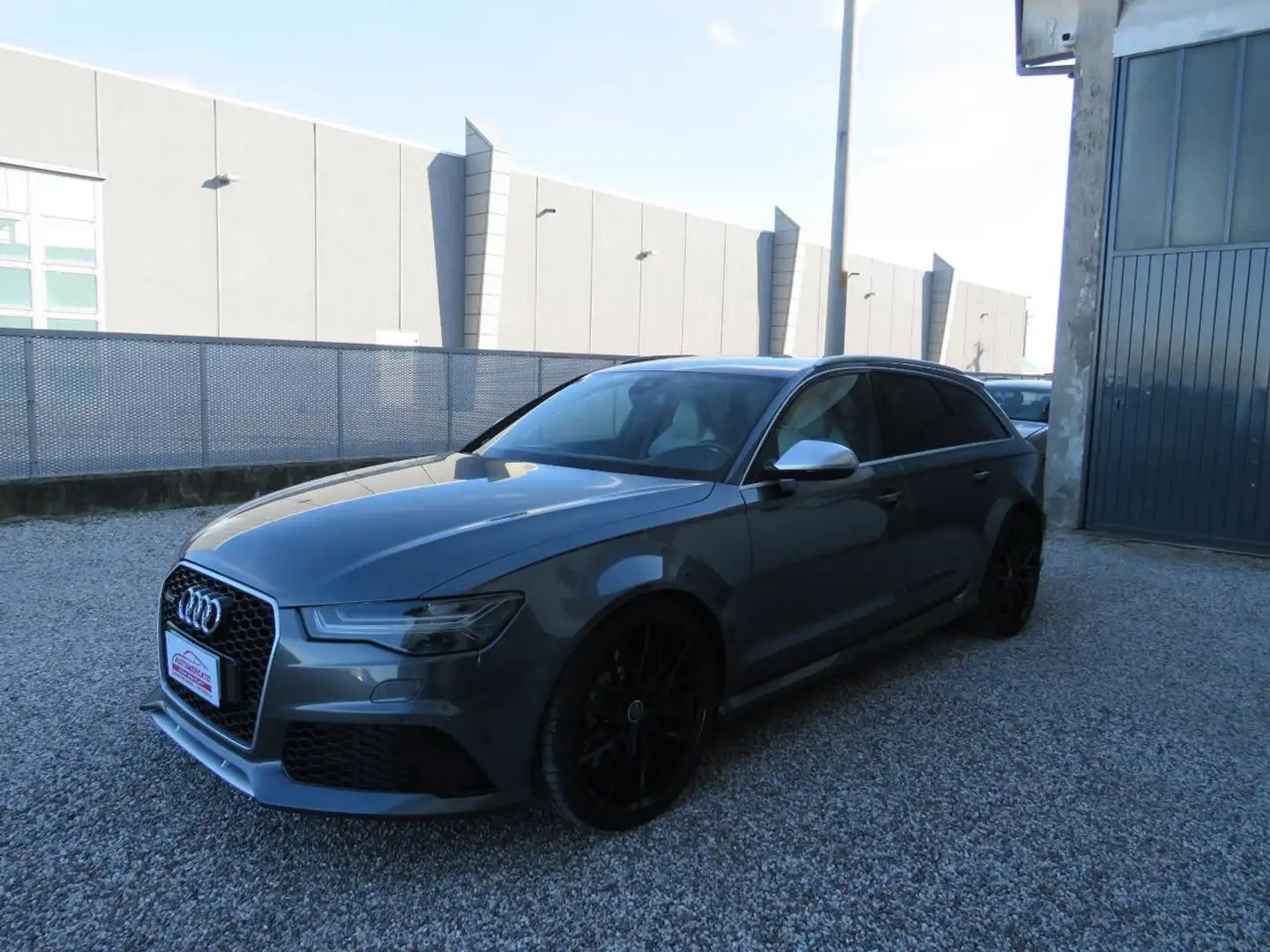 Audi RS6 Avant 4.0 TFSI quattro tiptronic 560 CV Grigio - 1