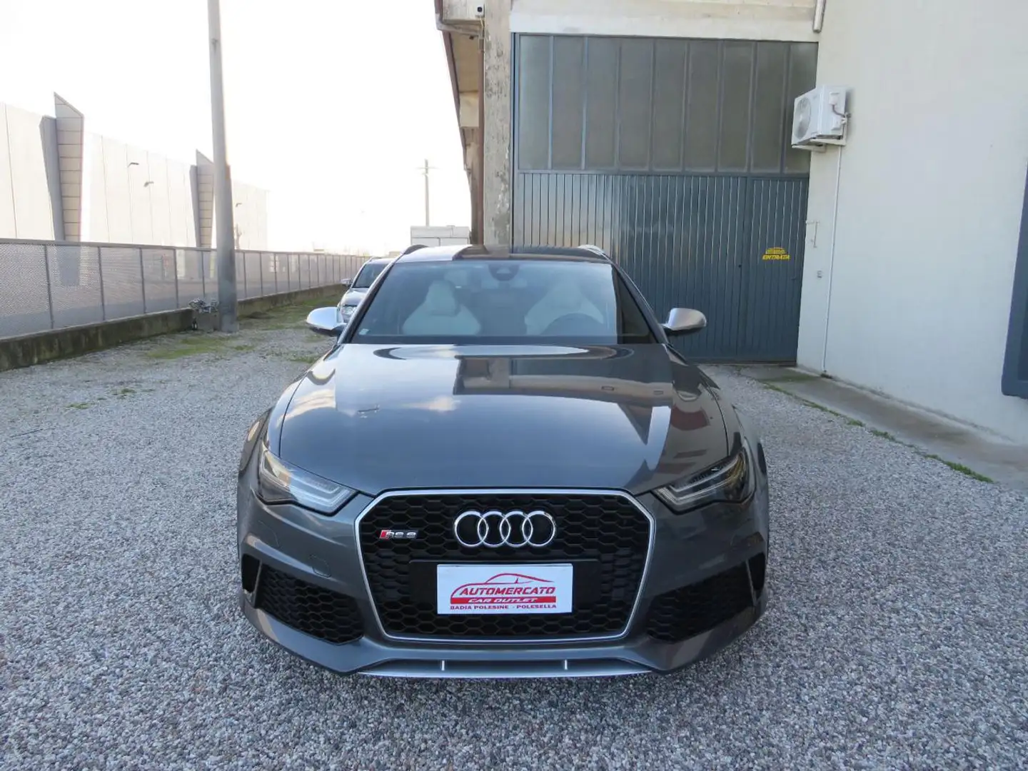 Audi RS6 Avant 4.0 TFSI quattro tiptronic 560 CV Grigio - 2