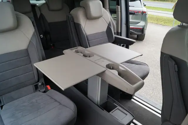 Volkswagen T7 Multivan VW T7 Multivan Edition TDI Ansicht 17