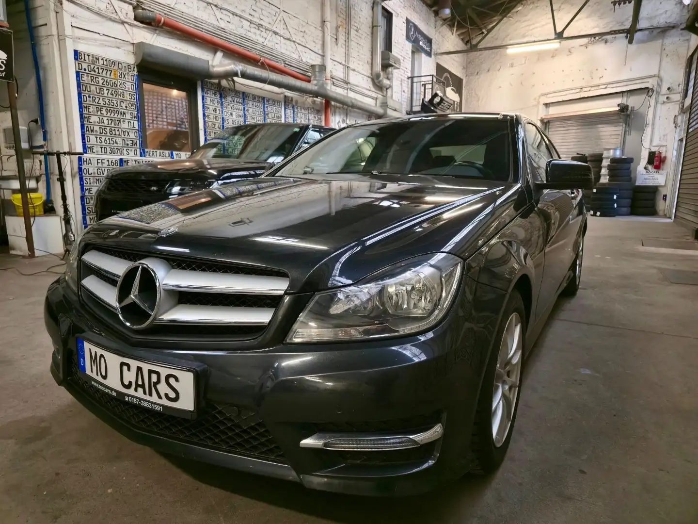 Mercedes-Benz C 250 C Coupe C 250 CGI *AMG LINE* Schwarz - 1