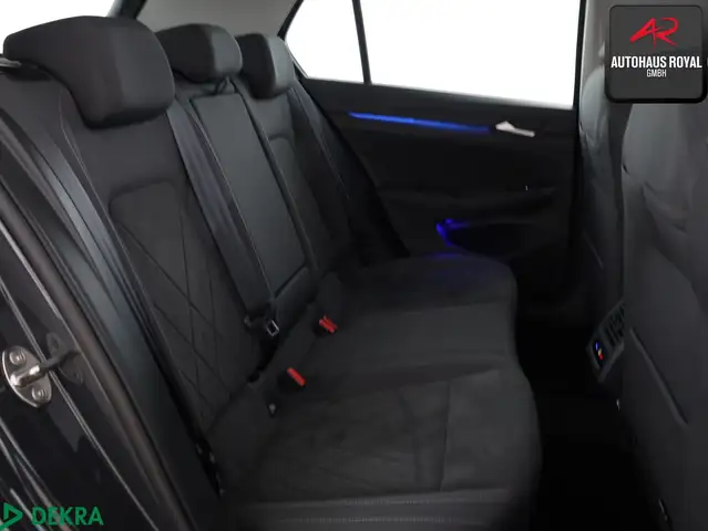 Volkswagen Golf view 12