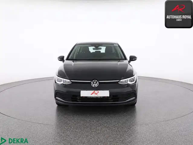 Volkswagen Golf view 8