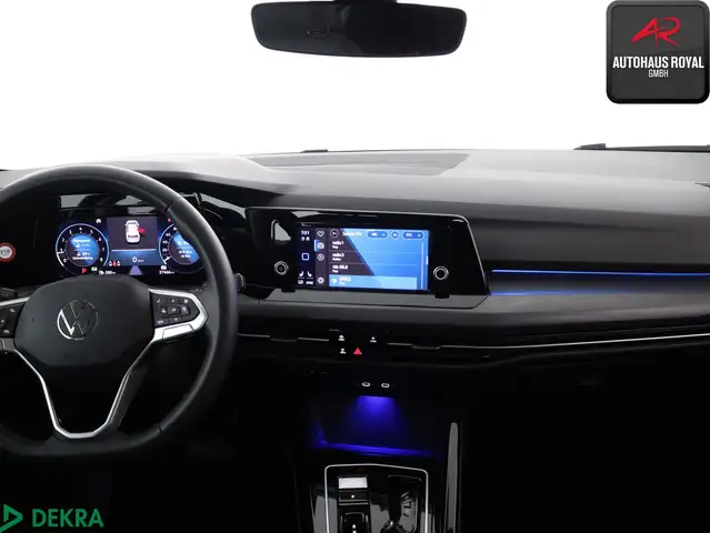 Volkswagen Golf view 9