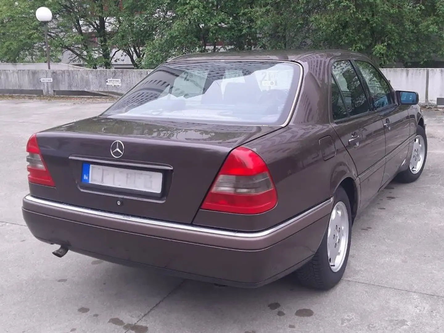 Mercedes-Benz C 180 C 180 Elegance Marrón - 2