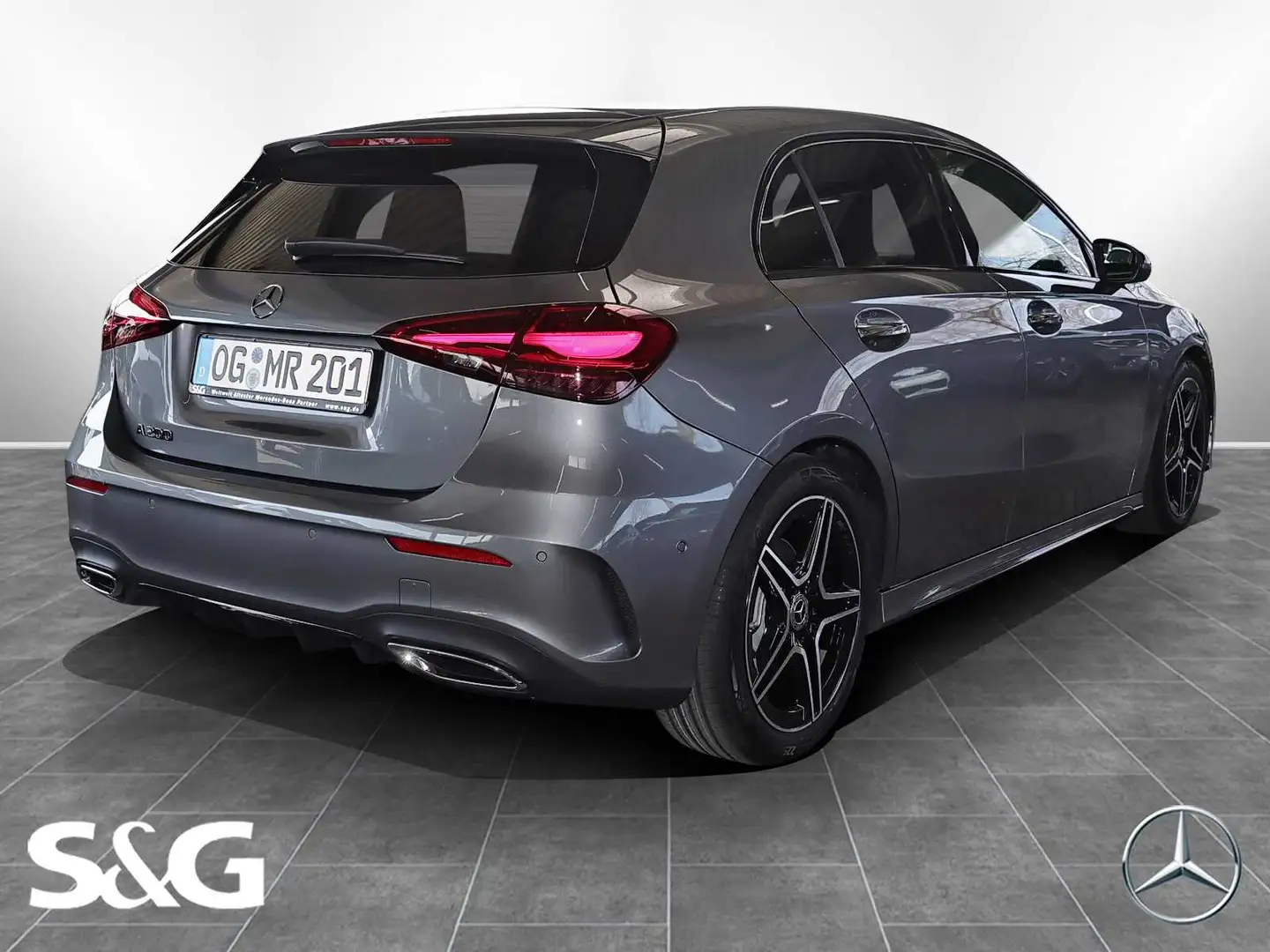 Mercedes-Benz A 200 AMG MBUX+RüKam+M-LED+Night+Totwink+Distron Grau - 2