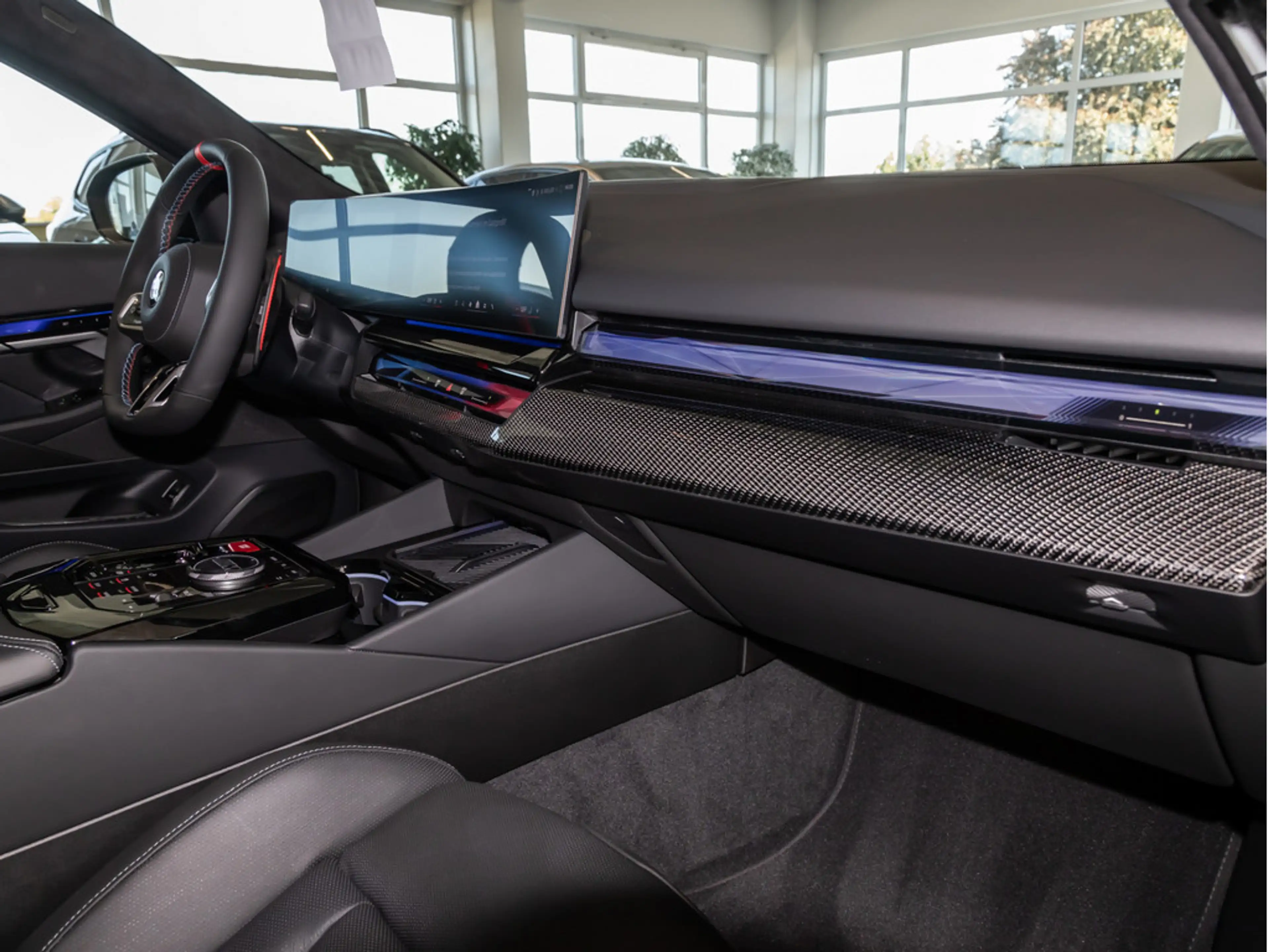 BMW M5 Touring Ultimate package 360° PANO LED ACC — photo 8
