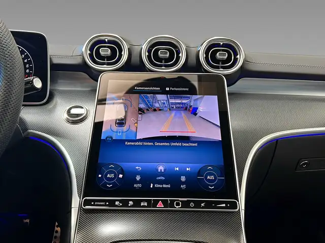 Mercedes-Benz C-Class view 15