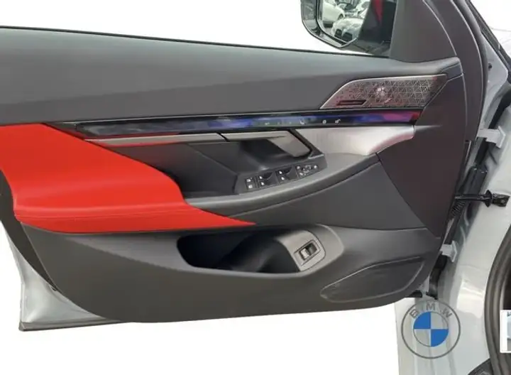 BMW M5 2025, foto 9