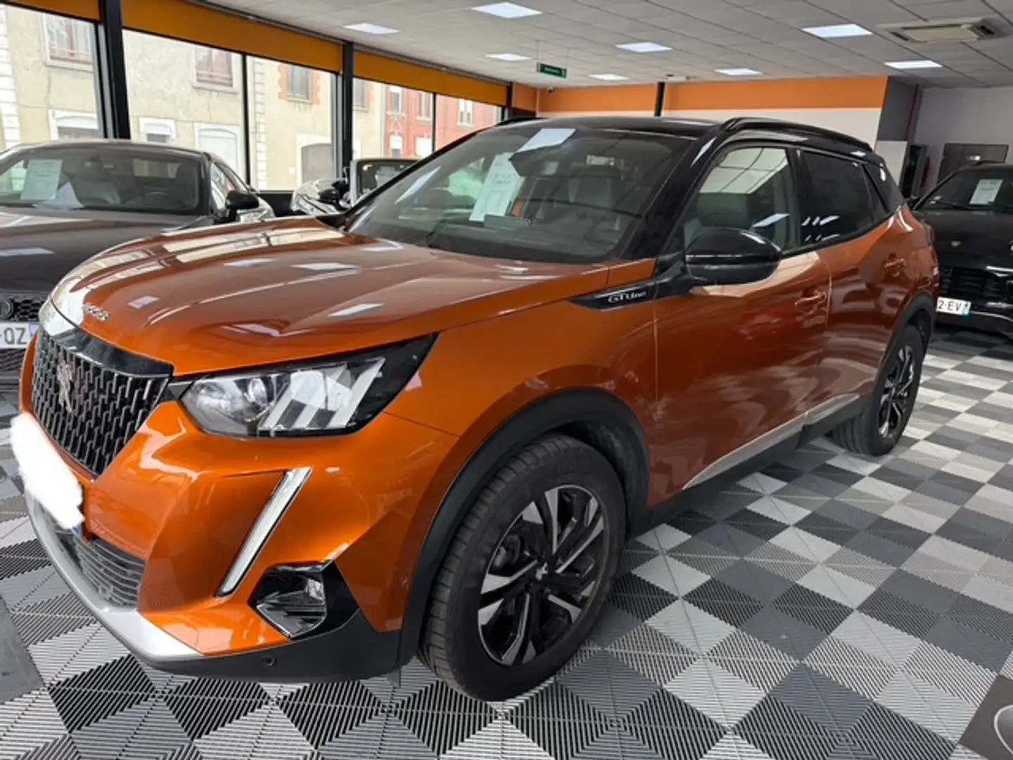 Peugeot 2008 GT LINE Orange - 2