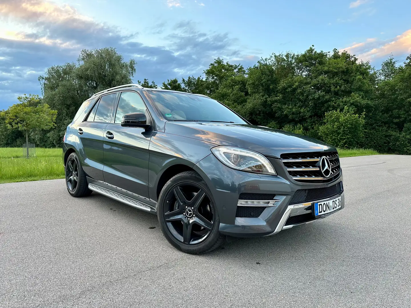 Mercedes-Benz ML 350 ML350 CDI Edition 1*GeländePaket*Standhzg*Pano* Grau - 1