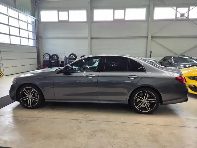 Mercedes-Benz E Class view 15