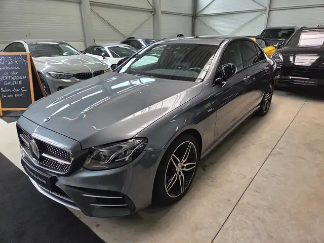 Mercedes-Benz E Class main image
