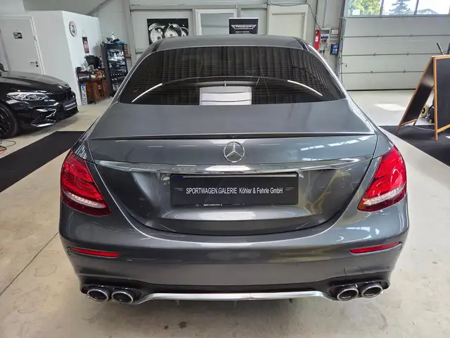 Mercedes-Benz E Class view 12
