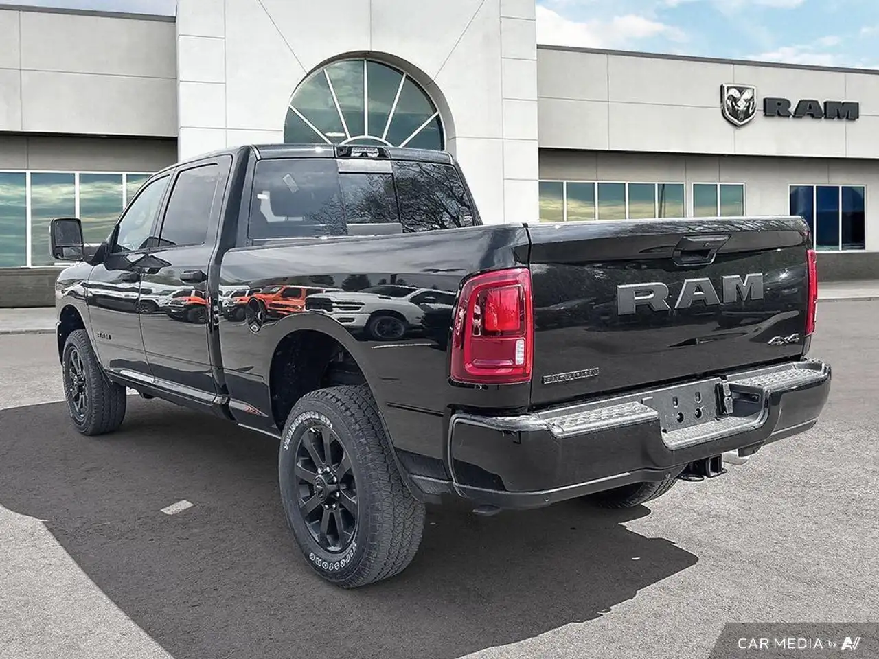 RAM 2500 снимка RAM 2500