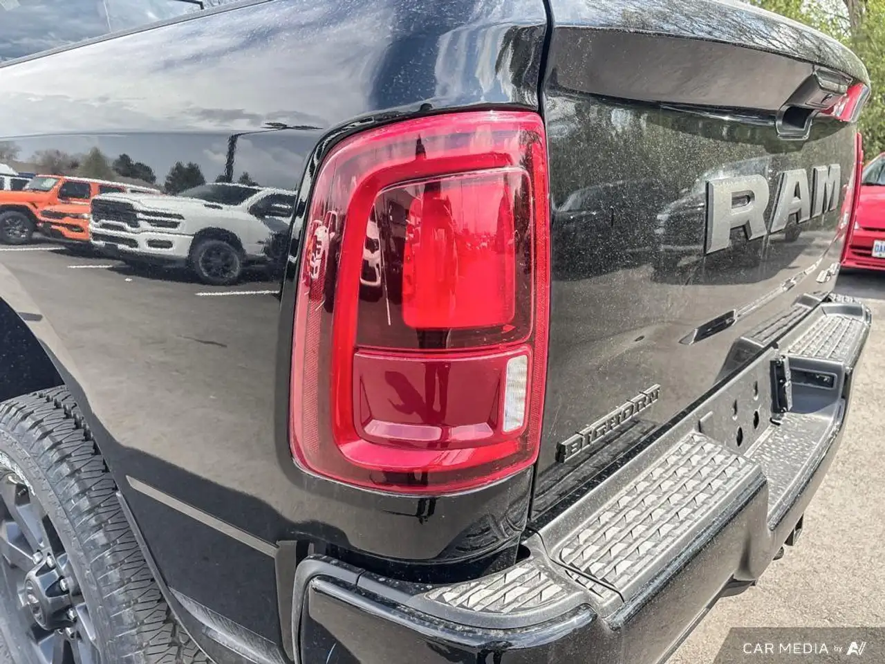RAM 2500 снимка RAM 2500