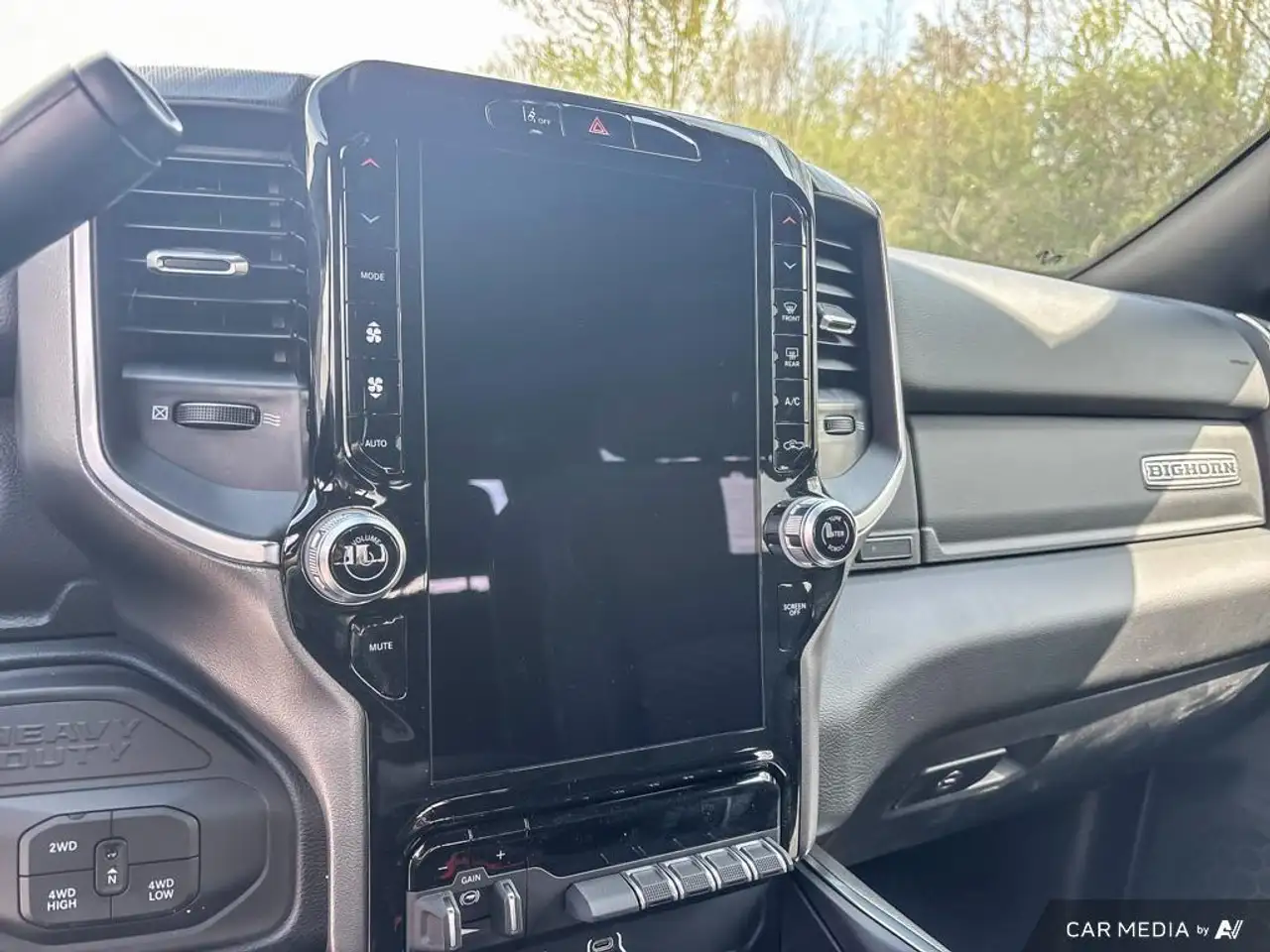 RAM 2500 снимка RAM 2500
