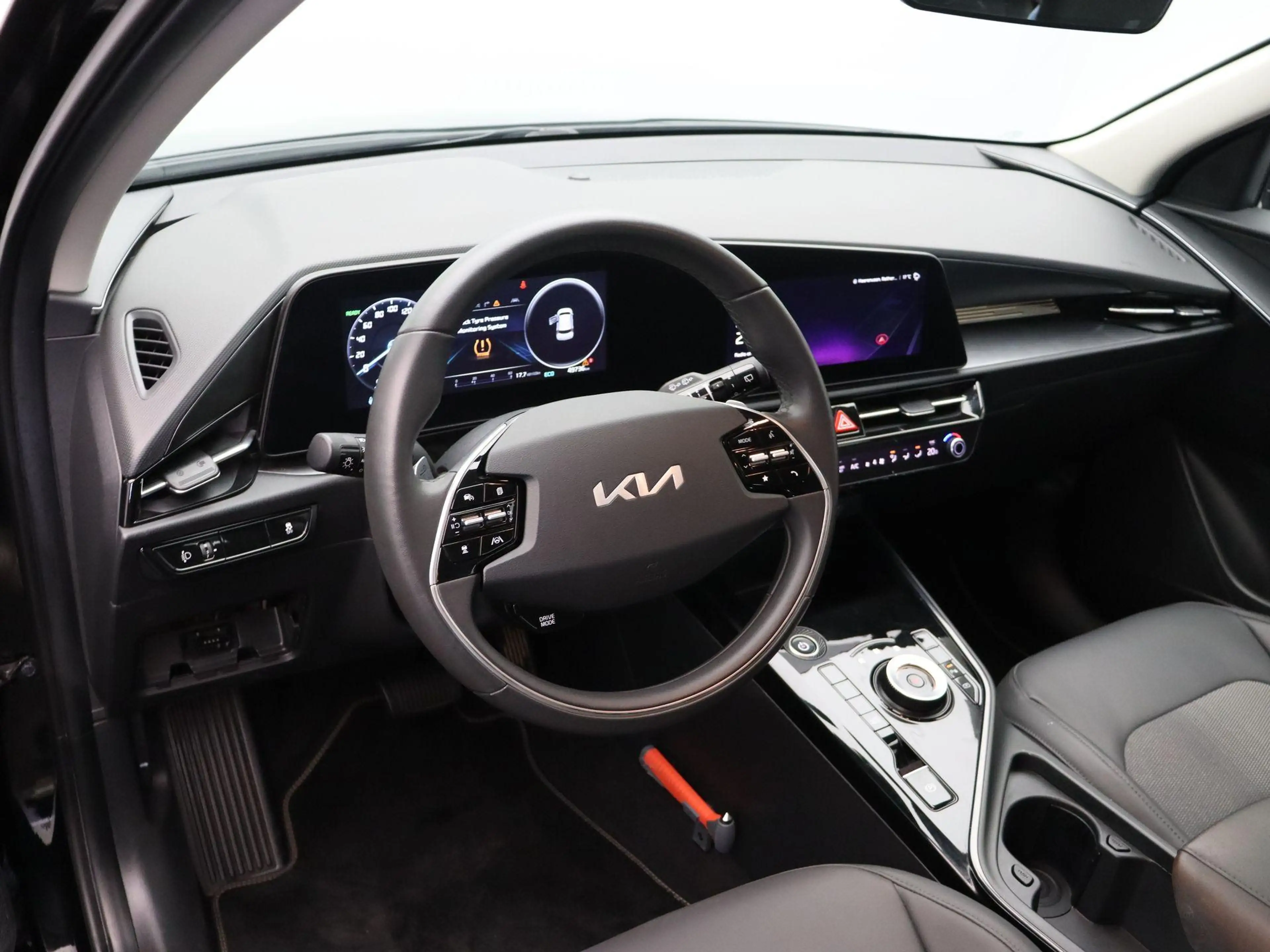 Kia e-Niro EV DynamicLine 64.8 kWh | SOH 97,9% | All Season B — photo 13