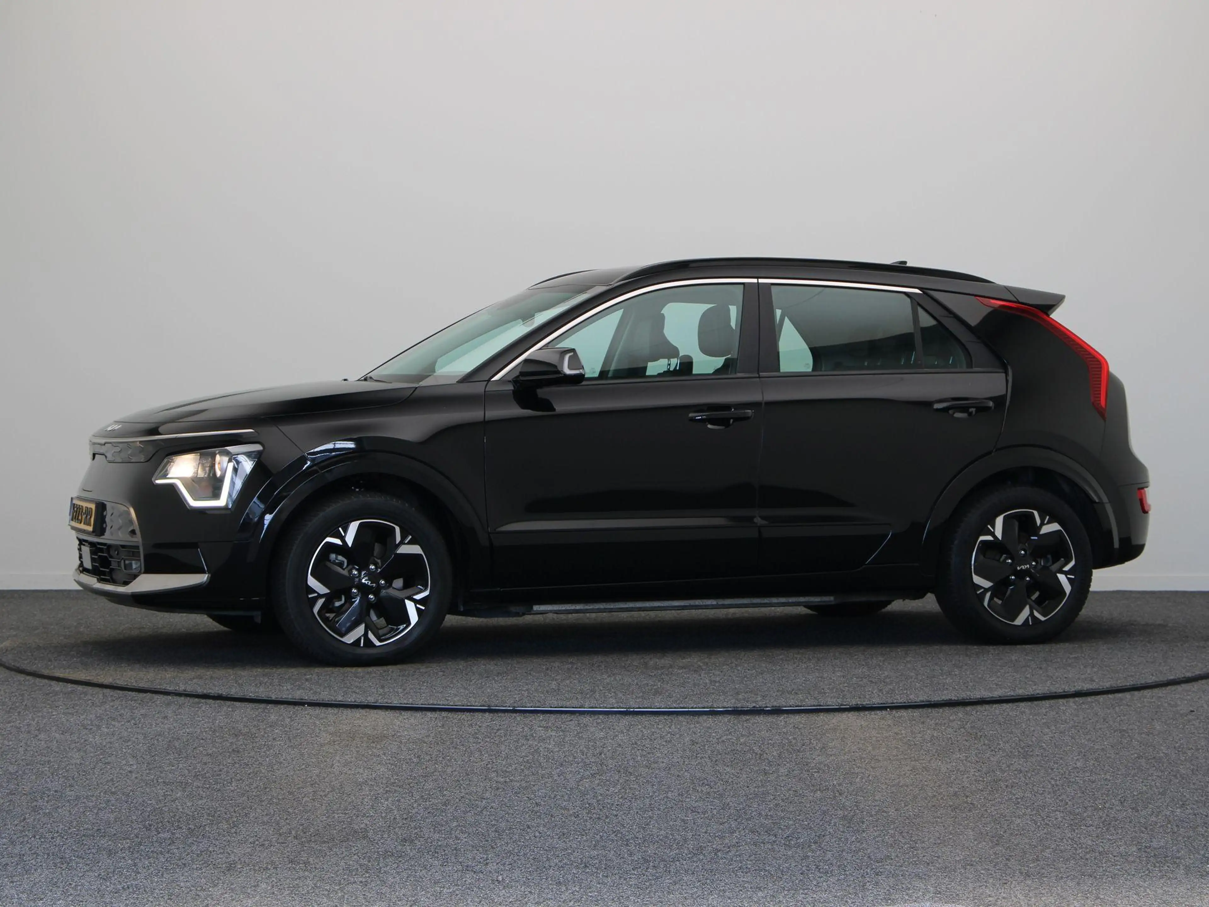 Kia e-Niro EV DynamicLine 64.8 kWh | SOH 97,9% | All Season B — photo 10