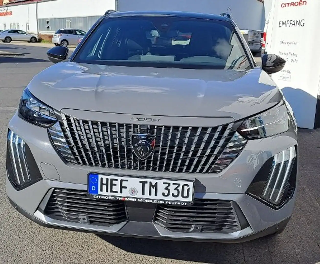 Peugeot 2008 GT noch ein reiner Verbrenner! Grijs - 2