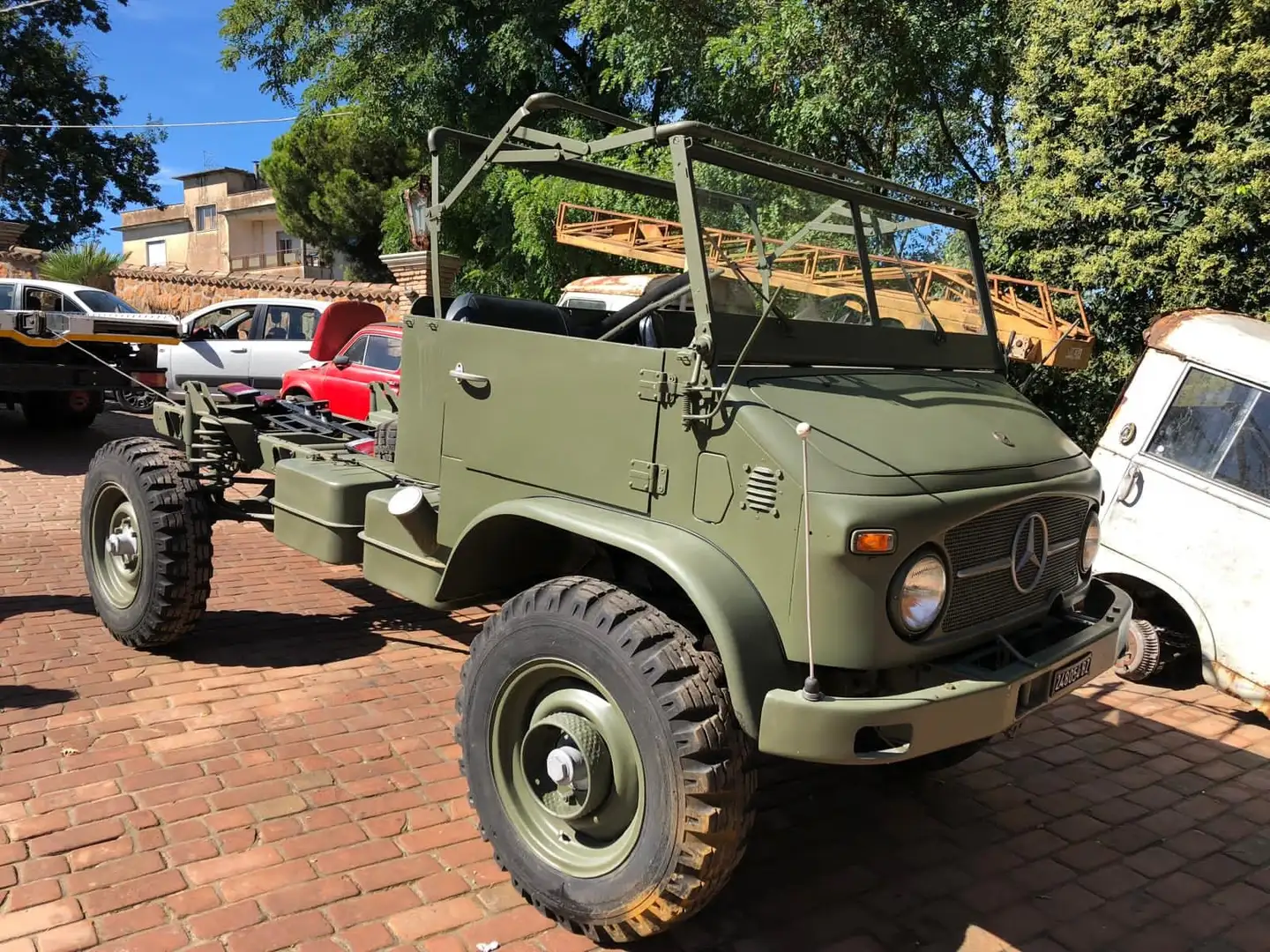 Mercedes-Benz 170 UNIMOG CABRIOLET - 1