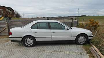 740i Aut.