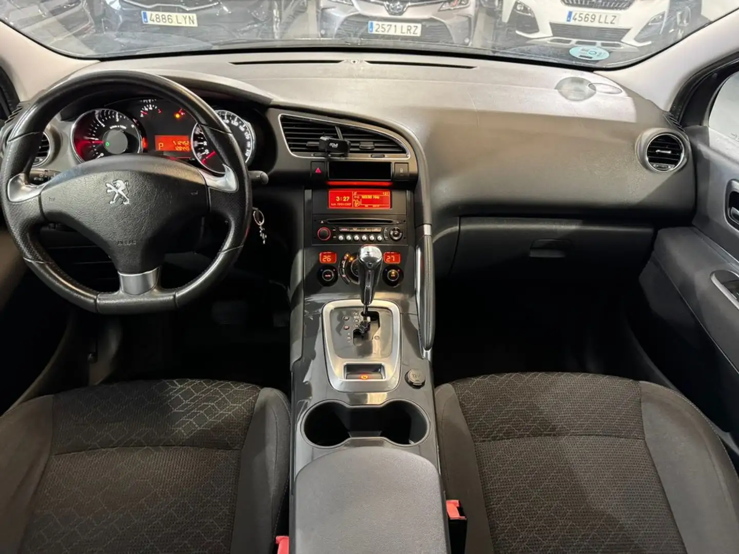 Peugeot 3008 1.6 BlueHDi Style EAT6 120 Gris - 2