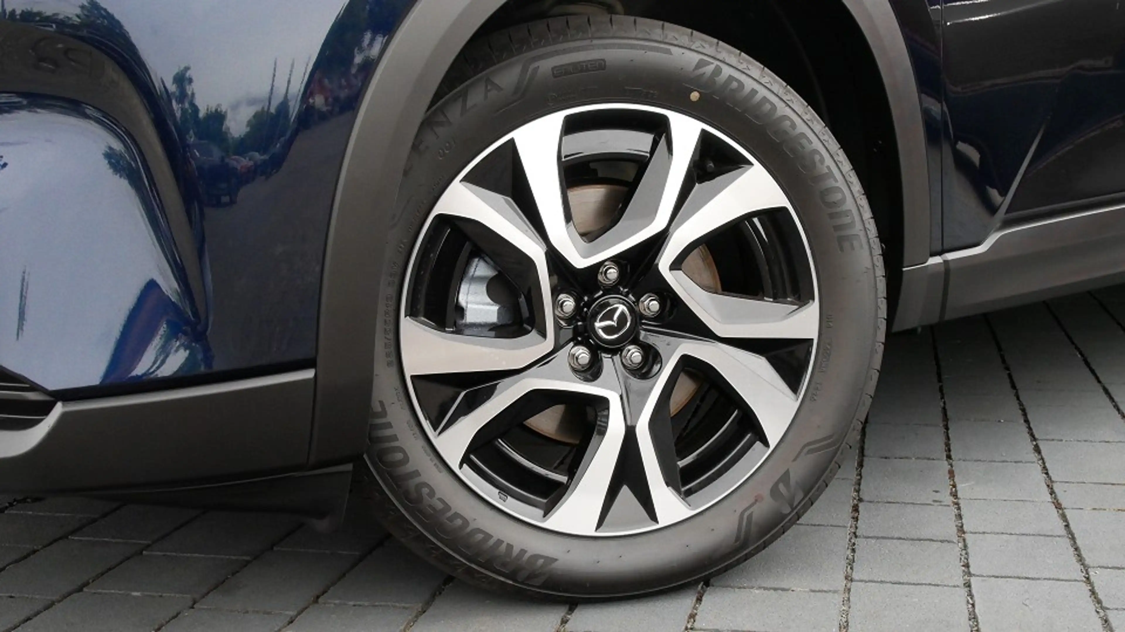Mazda CX-5 2.5 e-SKYACTIV G 141 Exclusive-Line — photo 4