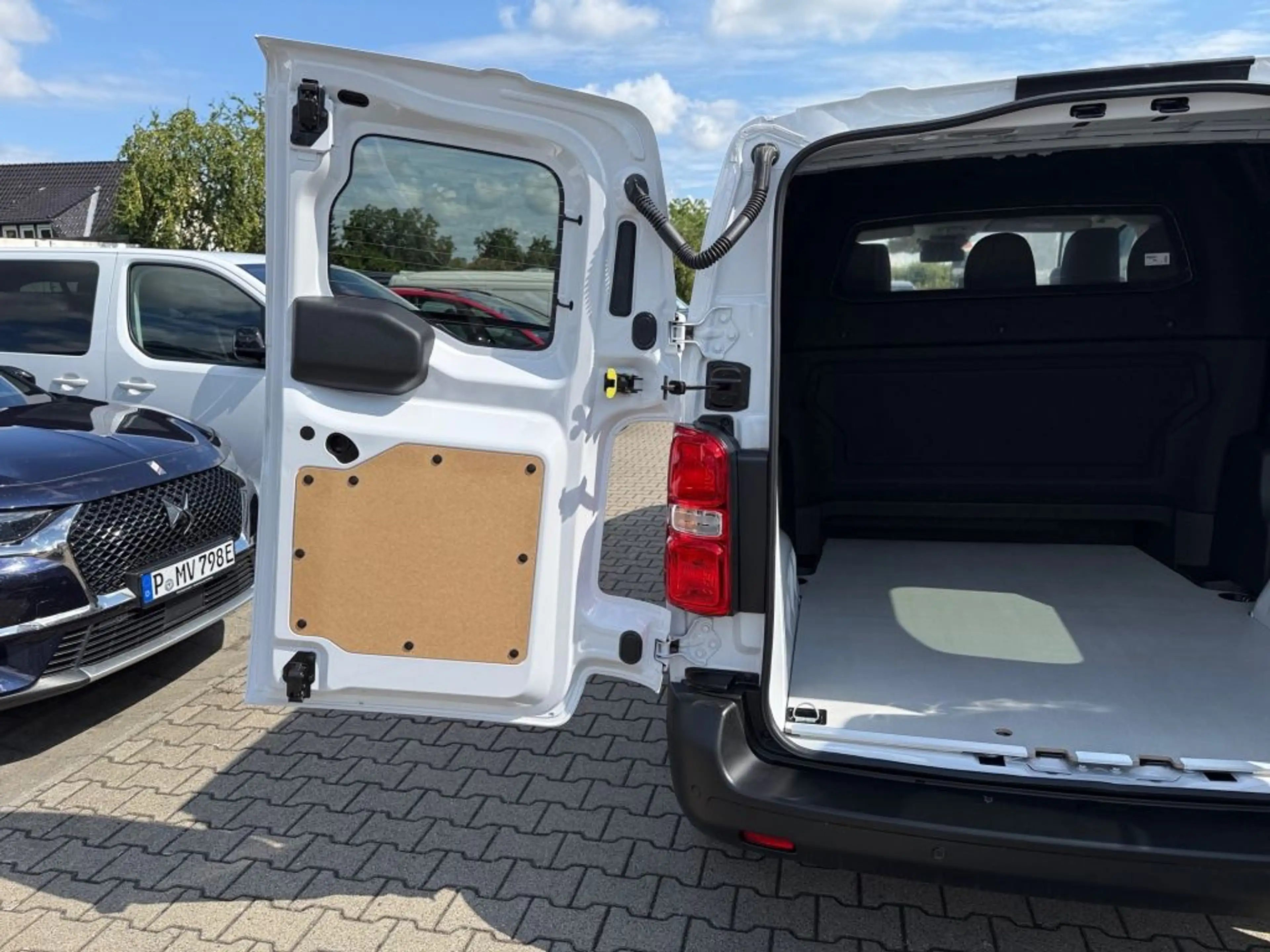Citroen Jumpy Doppelkabine 2.2 Diesel 150 M S&S*Standhzg.*LED — photo 5