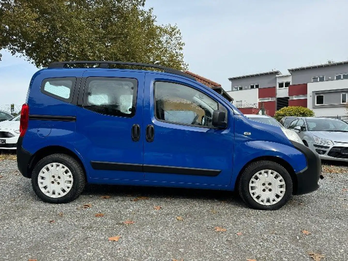Peugeot Bipper Tepee HDi 75 2-Tronic Automatik Klima Blau - 2
