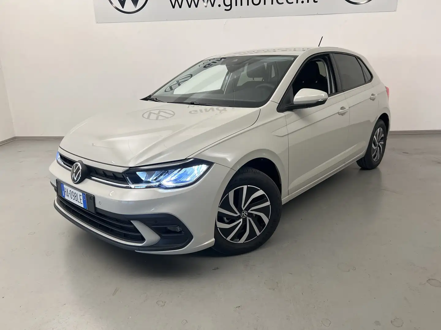 Volkswagen Polo Polo 1.0 Edition Plus Beige - 2