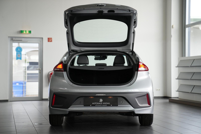 Hyundai IONIQ IONIQ Trend Plug-In Hybrid *AUT*NAV*LED*SHZ* — photo 9