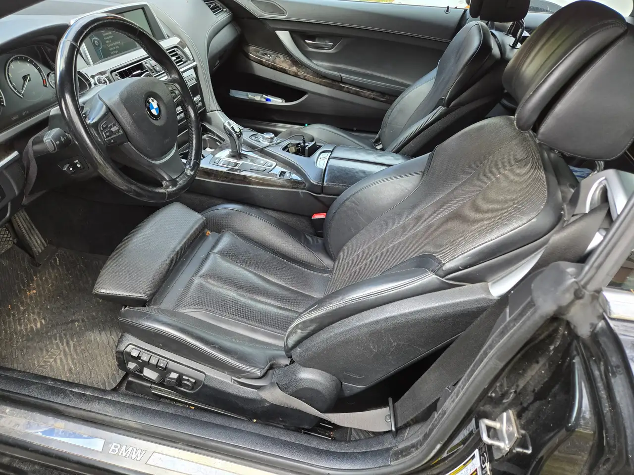 BMW 6 Series снимка BMW 6 Series