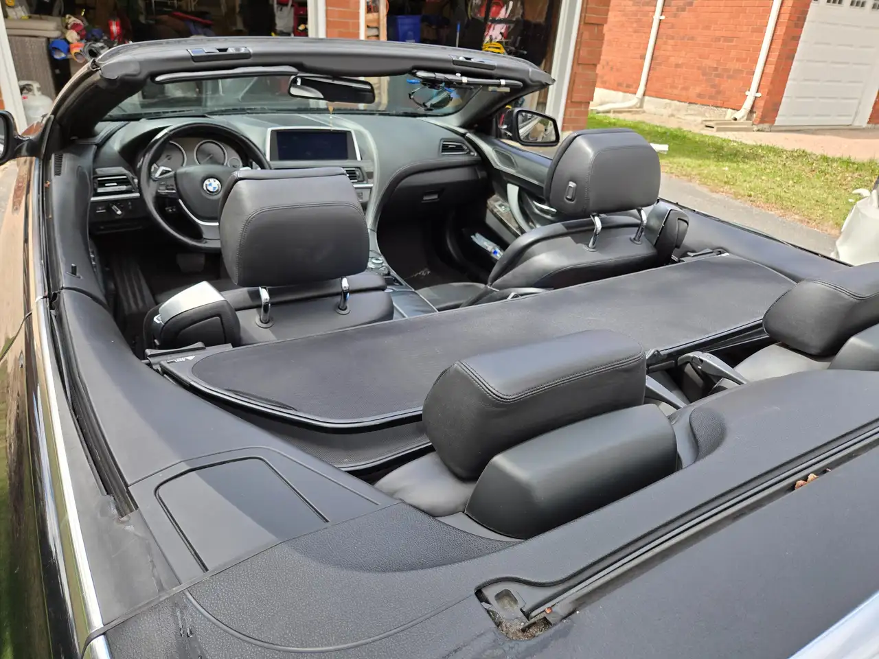 BMW 6 Series снимка BMW 6 Series