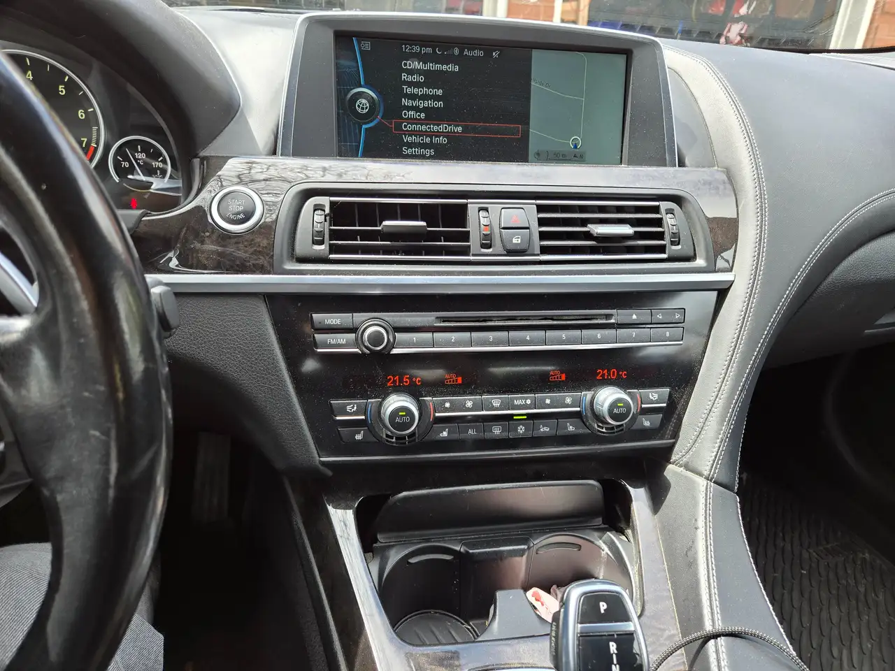 BMW 6 Series снимка BMW 6 Series