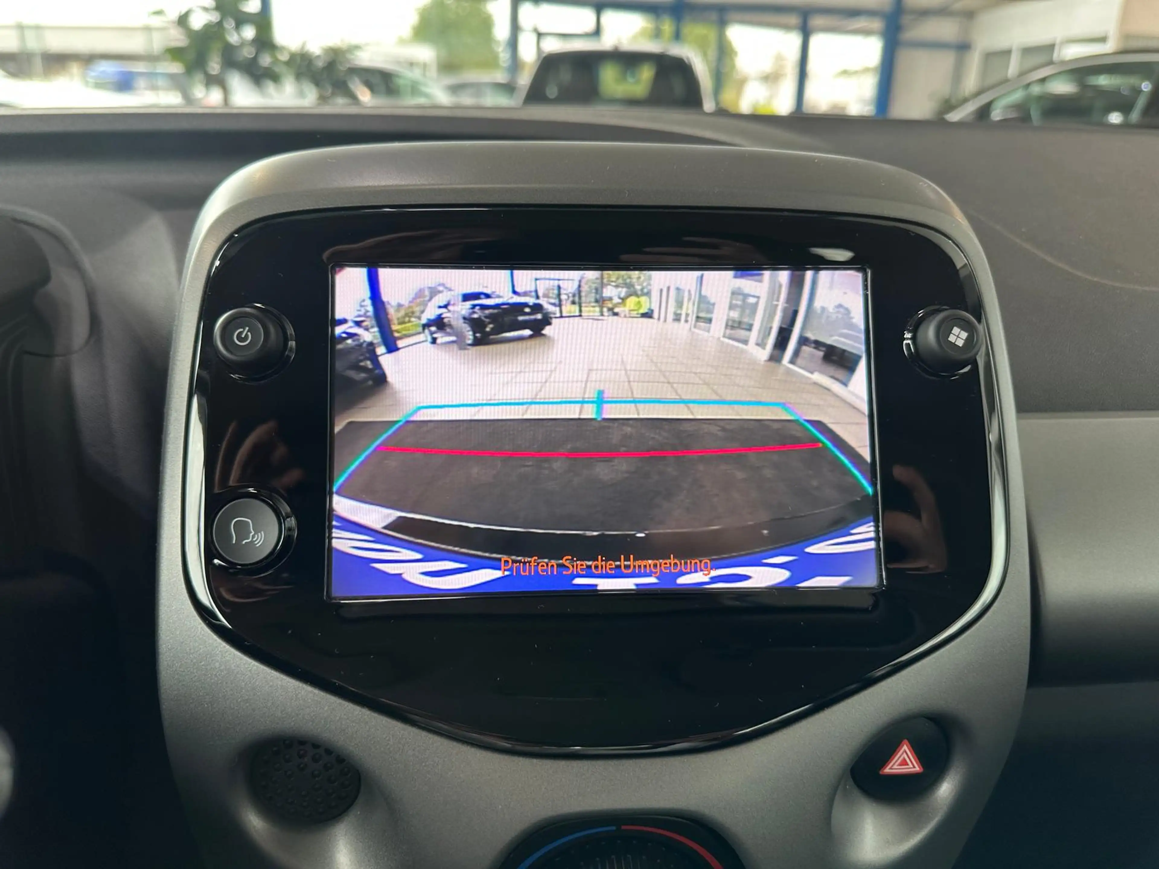 Toyota Aygo 1.0 x-play club Kamera Klima Android Auto — photo 10