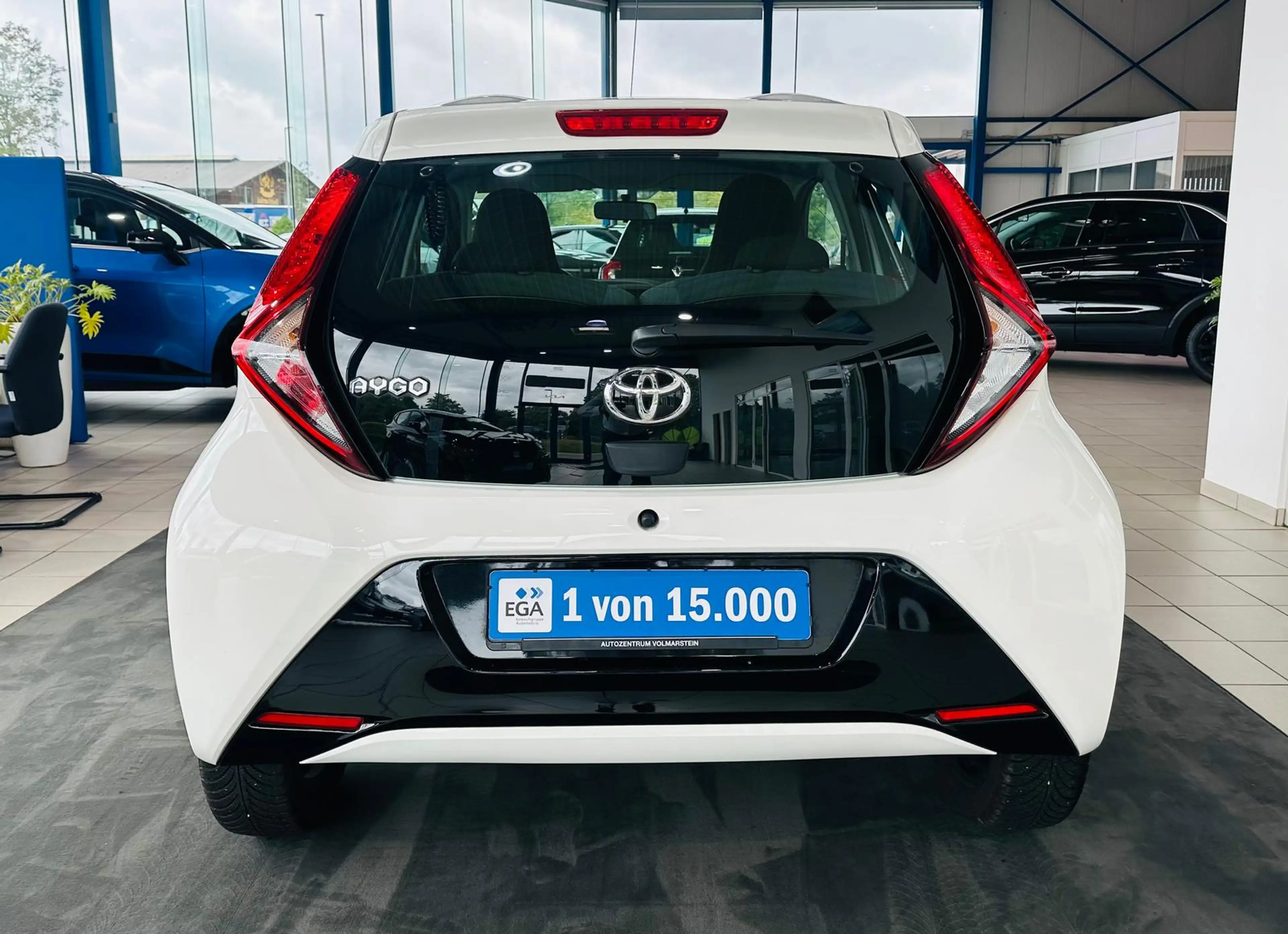 Toyota Aygo 1.0 x-play club Kamera Klima Android Auto — photo 3