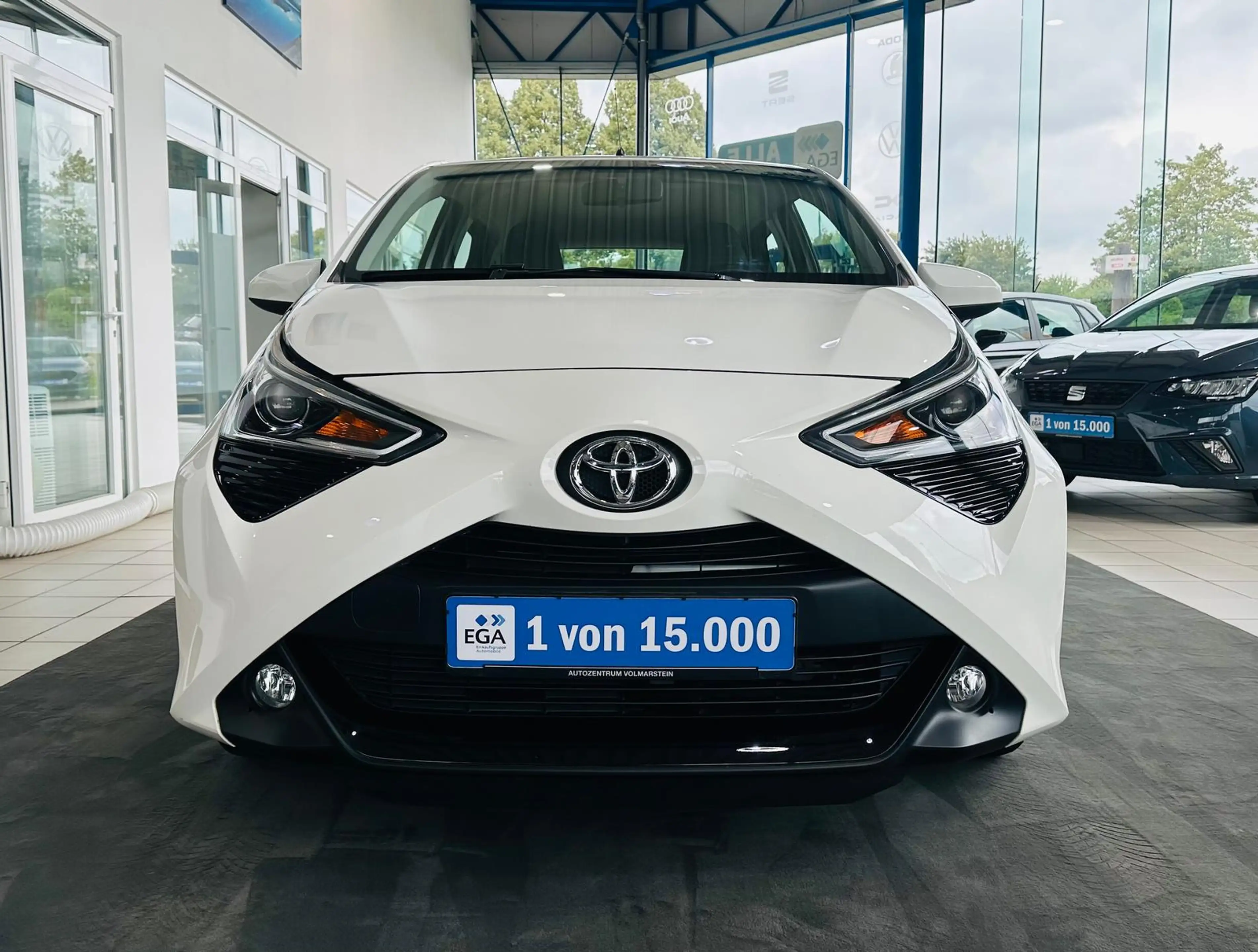 Toyota Aygo 1.0 x-play club Kamera Klima Android Auto — photo 4