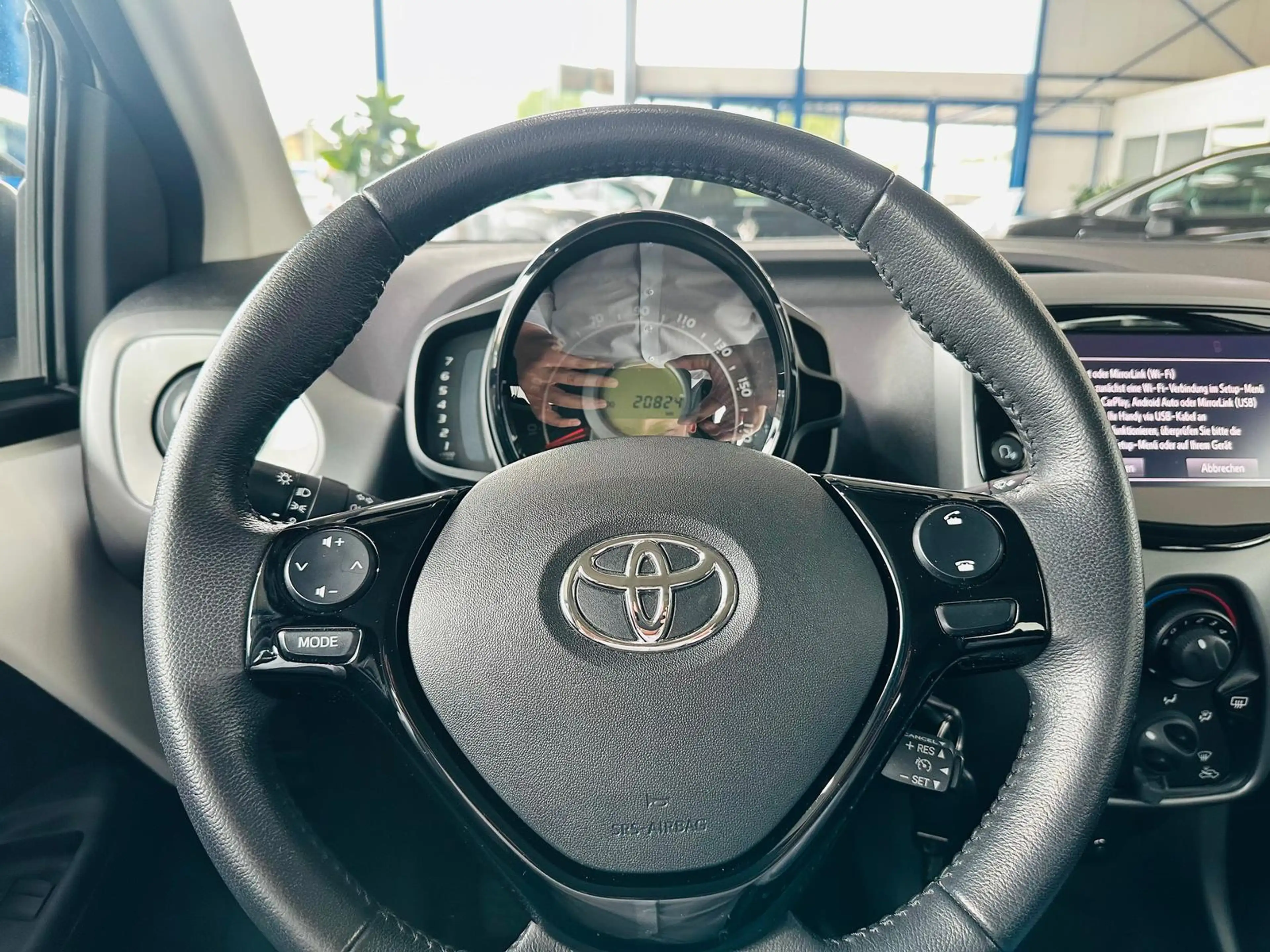 Toyota Aygo 1.0 x-play club Kamera Klima Android Auto — photo 11